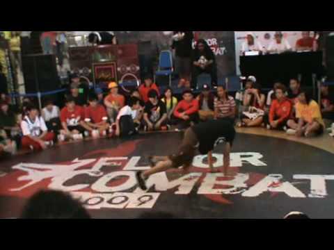 Floor Combat 2009 - 2nd Day - 1on1 - Pre-lim 3 - Poosad vs Tosh