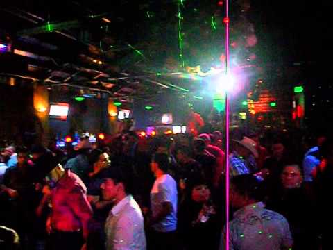 DJ Carlitos Live at Club 21- Oakland New Years Eve 2013