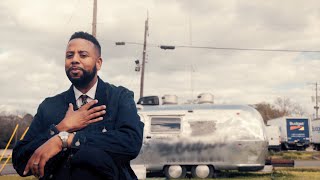 Justin Garner - The Icing (Visualizer)