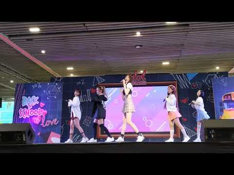 D-Code : ฤดูแห่งรักในจินตนาการ @ Idol Exchange "Back To School in Love" - MBK【4K】