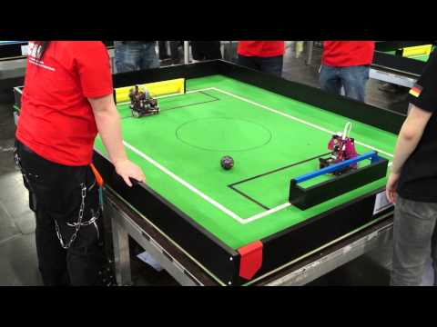 Bodenseepiranhas vs. The Rockys Junior 1 Rückrunde RoboCup German Open Magdeburg 2015