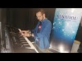 How To Play 99 Luftballons On Keyboard/Piano