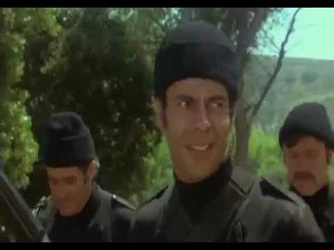 Chuck Norris: los valientes ya no visten de negro