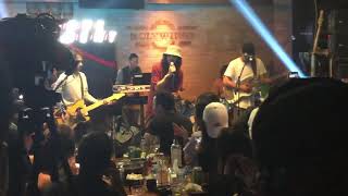 Download lagu Sheila on 7 - Bila Kau Tak di Sampingku (Live at Holywings Pantai Indah Kapuk 21/02/2019) mp3