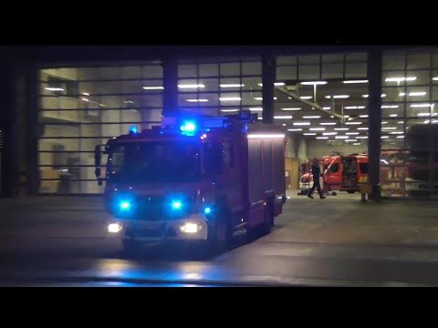 Drukte tijdens Dienstwissel Brandweer Antwerpen Noord en Zuid met spoed in Antwerpen