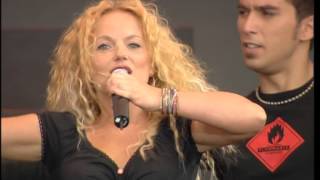 Geri Halliwell   Mi Chico Latino Party In The Park 99