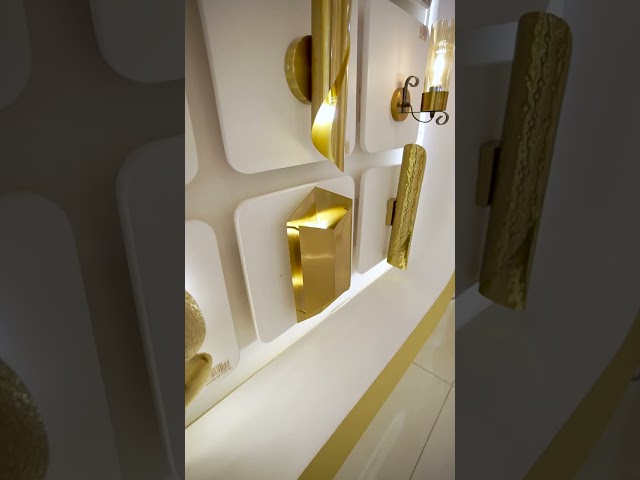 أبليك جداري ذهبي بتصميم هندسي راقي