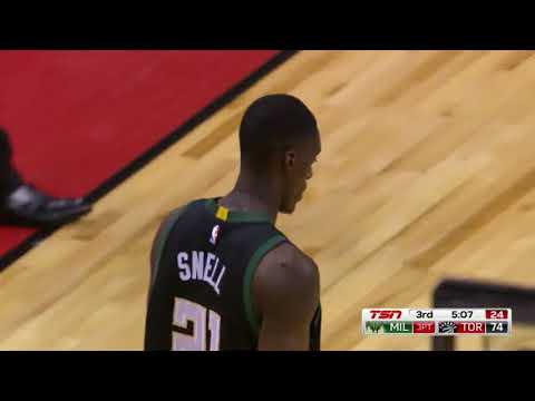 NBA, playoff 2017, Raptors vs. Bucks, Round 1, Game 5, Move 35, Tony Snell, 3 pointer
