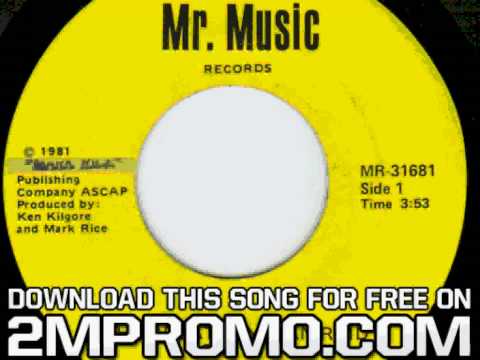 VA Mr Music Hits 10 Read Tracklist 12 Kosmonova feat  Tina Evans  Singin' In My Mind
