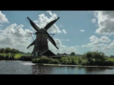Viking Cruises walking tour of historic windmills at Kinderdijk, Netherlands (1 of 2)