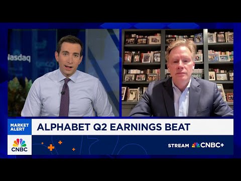 Alphabet's valuation remains highly attractive, says Evercore ISI's Mark Mahaney