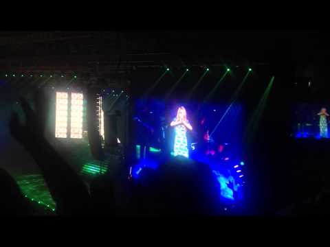 140914 YG Family Singapore Concert Day 2 GD(BADDEST OPPA) CL(MTBD)