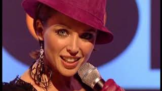 Riva feat. Dannii Minogue - Who do You Love Now (Live at Top of the Pops 19-01-02)