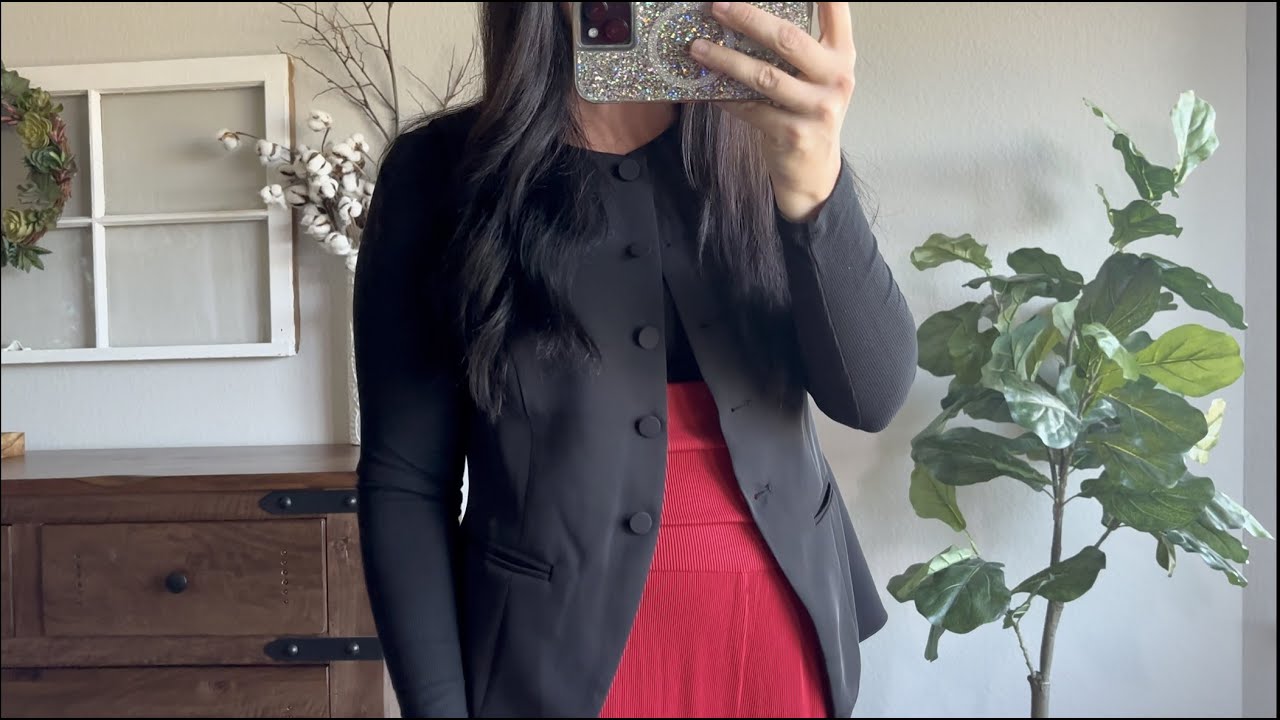 Review of PRETTYGARDEN Womens Vests Top Trendy 2026 Spring Sleeveless Blazer Suit Summer Business Ca