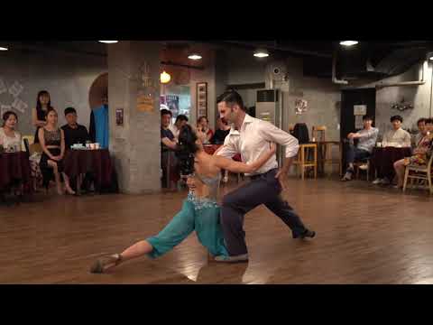 Tanguera - Miguel Calvo y Pelin Ercan - NOBLE MILONGA (2019)
