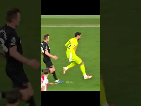 When David Raya Gets Bored🥱