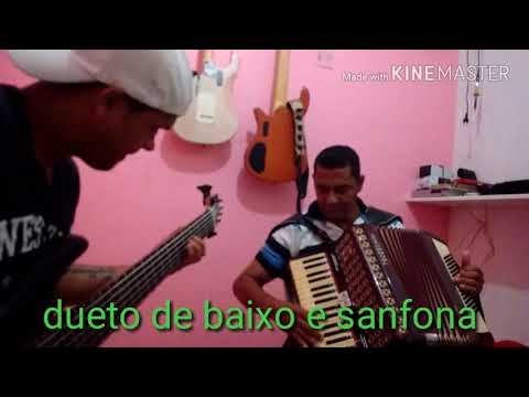 Dueto de baixo e acordeon