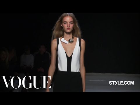 Narciso Rodriguez Spring 2015 Ready-to-Wear - Fashion Show - Style.com