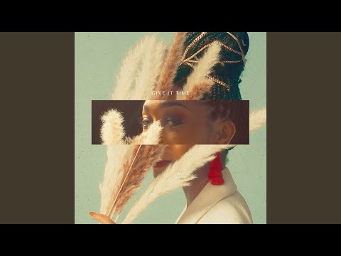 Thumbnail for Hold Me Up (Papa-lude) video