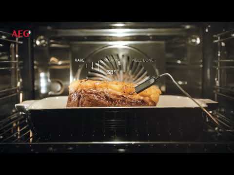 AEG Einbaubackofen mit SenseCook und Pyrolyse. Der Backofen, der die Sprache der Kunden spricht.