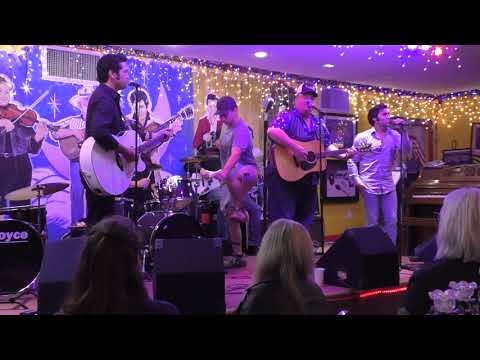 2021 Tupelo Thursday After Party Clip 1 of 8 -  video by Susan Quinn Sand