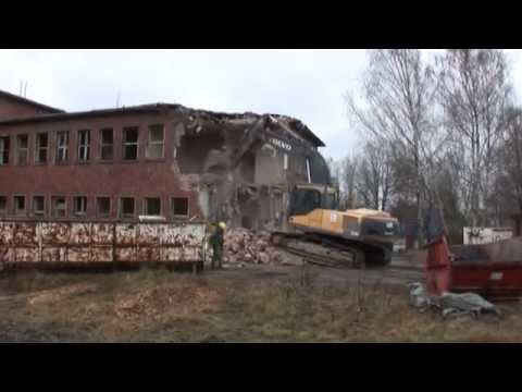 Abriss: Bahnhof in Schwarze Pumpe verschwindet - ELSTERWELLE