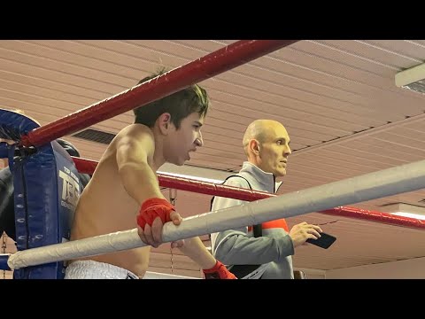 ЧДО Мариуполь 05.02.22. WAKO Финал Фул-контакт Шепеленко Д.(красный)- Крюк С.(синий) 44 кг.