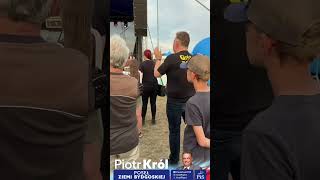 Golden Life na obchodach 600-lecia Fordonu.