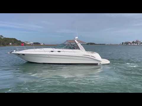 Sea-ray 410-EXPRESS-CRUISER video