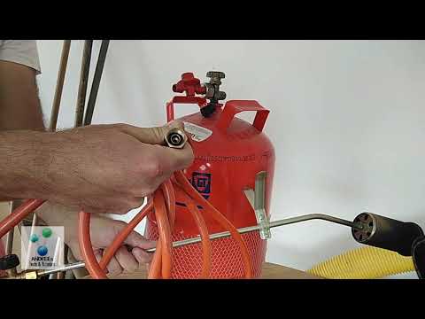 Gasflasche/ Druckminderer/ Schlauch anschließen + Dichtigkeitsprüfung