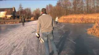 preview picture of video 'IJspret in Broek op Langedijk'