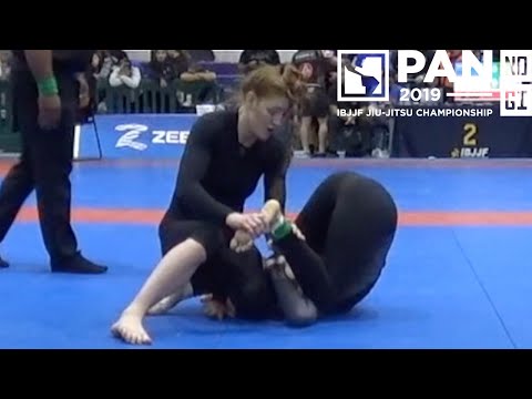 Laurah Hallock VS Amanda Alequin / Pan NoGi Championship 2019