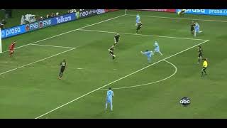 Forlán volley Golazo in World Cup 2010