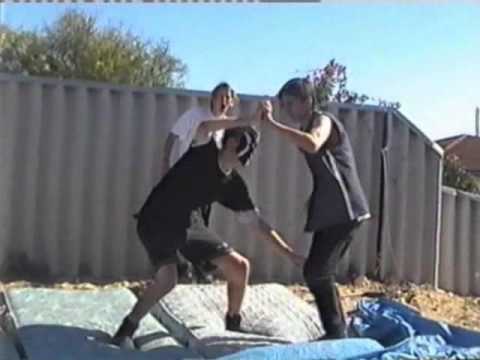 xCw Highway To Hell 2004 - xCw Heavyweight Championship: Defuzer (c) Vs Tazer