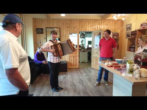 Teaser clip of Martin Tezak playing the Rutar Accordion
