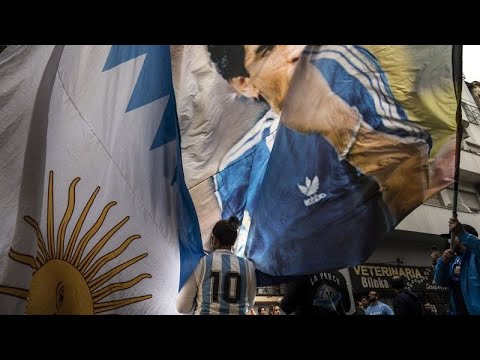 Zum Jubiläum der "Hand Gottes": Argentinische Fußballfans feiern "maradonianische Ostern"