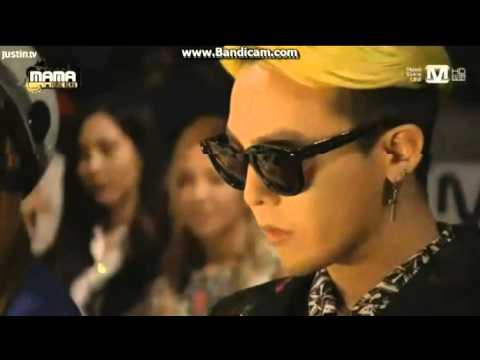 131122 MAMA- GD watching EXO performance