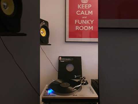 Housemusic // Bobby Blanco - 3AM