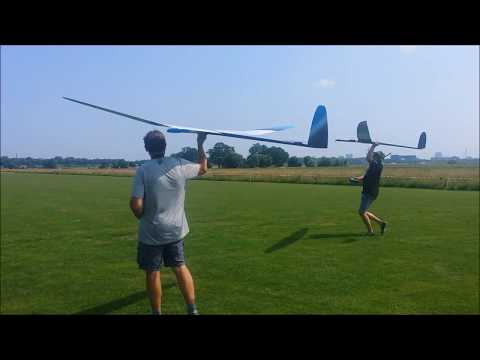 F5J Explorer  rc gliders training with storks