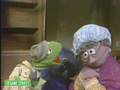 Sesame Street: Mother Hubbard Finds Her Dog a Bone | Kermit News