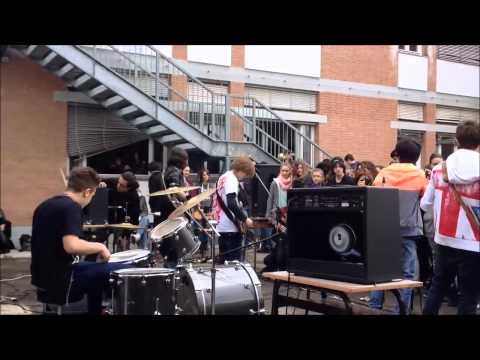 Mìgma - Enter Sandman (Live Liceo Fanti 10-04-'13)