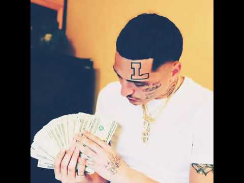 Scrubs (2021) - Lazy boy