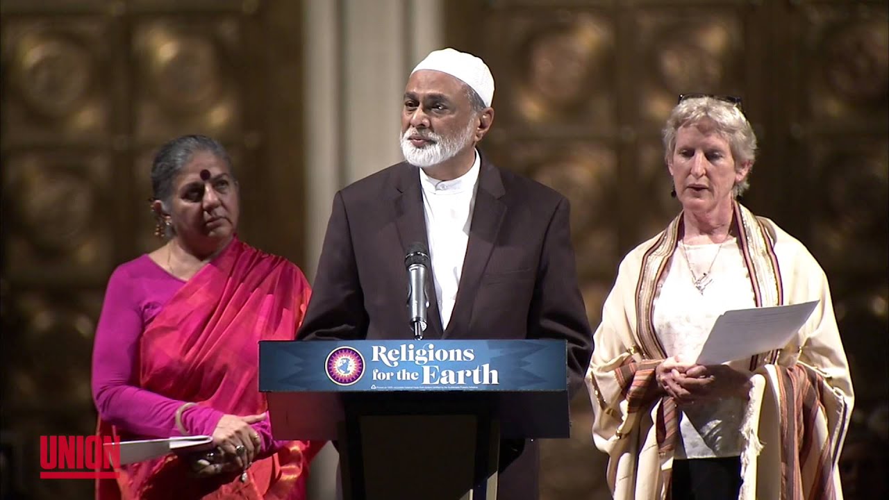 Imam Abdul Malik Mujahidand speaks at Religions for the Earth Multi-faith Climate Service