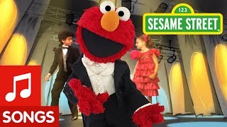 Sesame Street: Elmo&#39;s Got the Moves Music Video