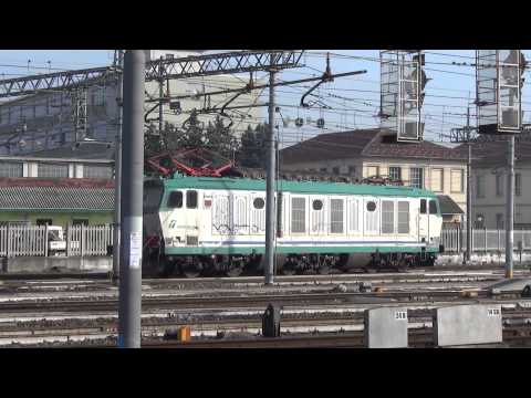 TIGRE E.632.201 TRANSITA IN SOLITARIA NELLA STAZIONE DI NOVARA. 3 - 1 - 2015.