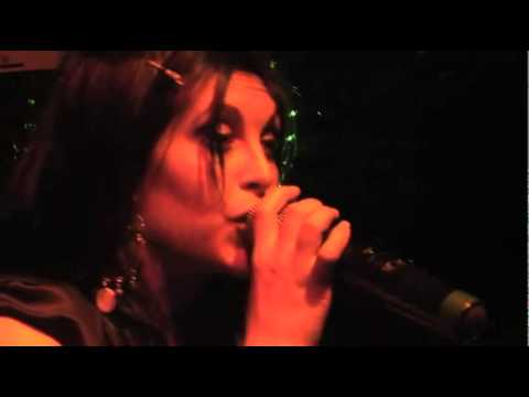 Chante ta Chanson avec Isablue 14 avril 2011 Productions Mika  .avi