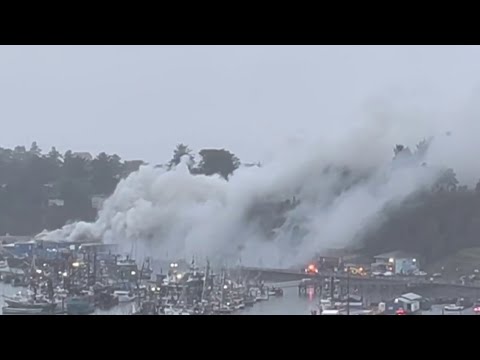 Fire at seafood plant forces evacuations in Oregon