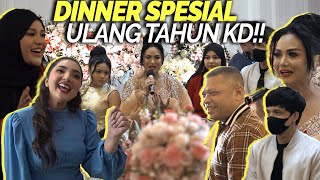 Download lagu PERAYAAN ULANG TAHUN DENGAN KELUARGA BESAR DI ACARA MIMI KD!! mp3