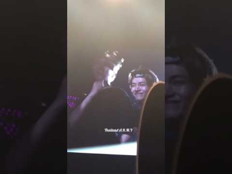 BTS THEWINGSTOURinbangkok‬ #VHope #HopeV