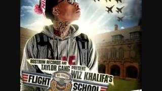 Wiz Khalifa - Starstruck [Remix] (Flight School)